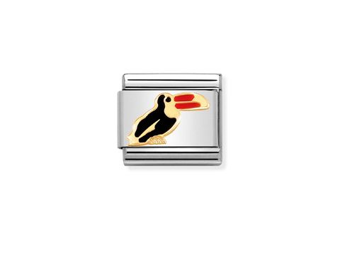 403027242-0 Die Klassik-Emailleschließe von Nomination zeigt einen bunten Tukan in Schwarz, Gelb und Rot auf silbernem Hintergrund, ideal als modisches Accessoire.