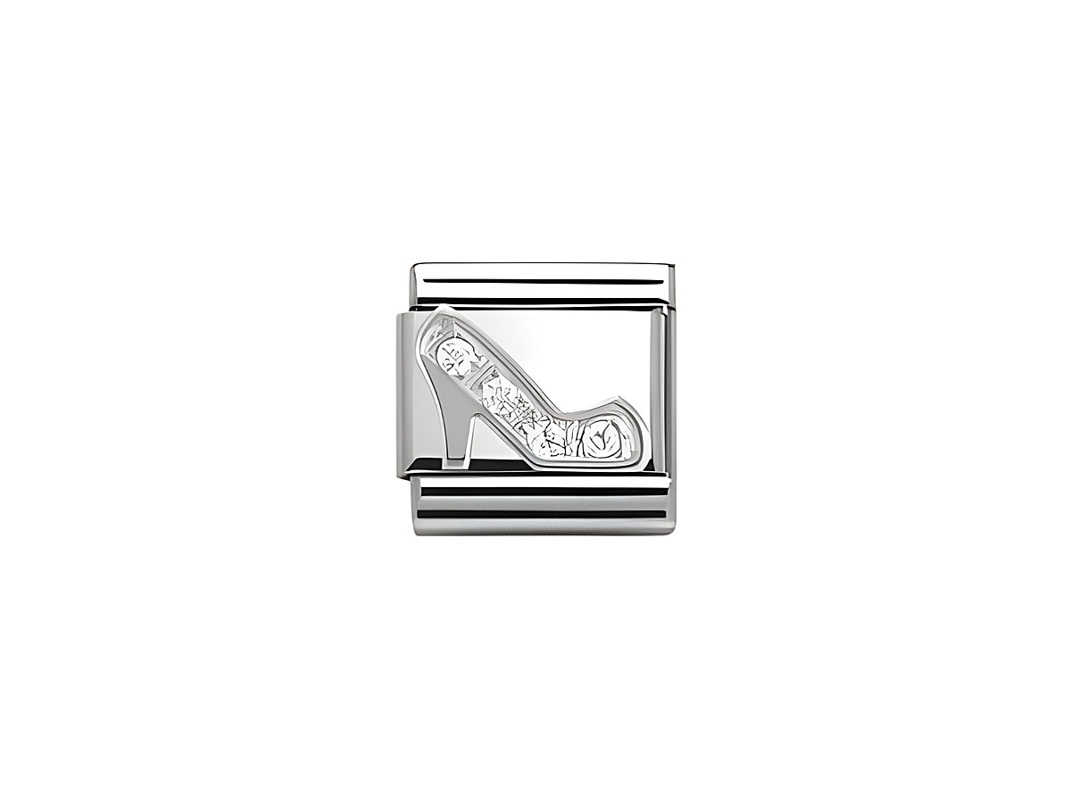 Zierlicher silberner Schuh-Anhänger mit eleganten Zirkonia-Akzenten, Teil der Nomination Classic Kollektion, Modell 330304 09, ideal für modebewusste Schmuckliebhaber.