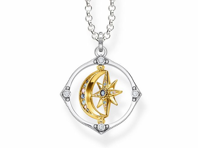 Die Kette von Thomas Sabo zeigt einen goldfarbenen Anhänger in Form von Mond und Sterne, umgeben von funkelnden Zirkonia. Die Kette hat eine Länge von 50 cm und ist vergoldet.