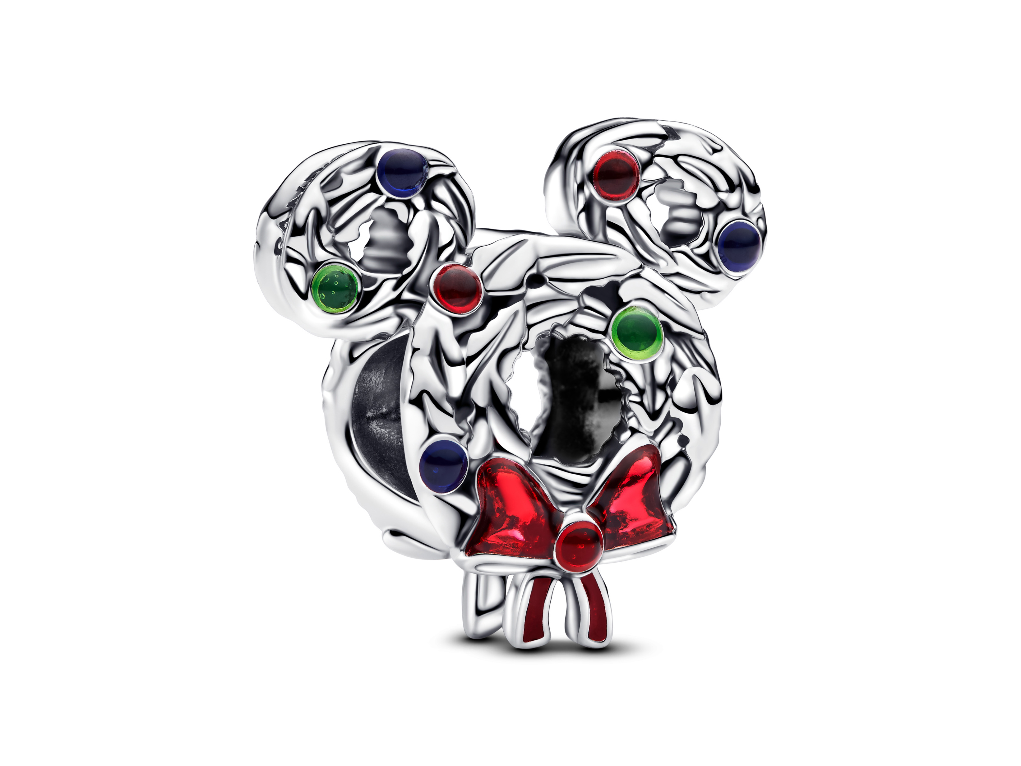 Pandora Charm 793531C01 Disney Mickey Mouse Kranz aus Silber mit bunter Emaille, verziert mit rot, grün und blauem Farbstein, dargestellt als Mickey Mouse Kranz mit roter Schleife.