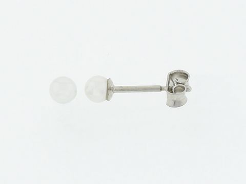 Silber Ohrringe mit einer Kugel aus Silber und einer 3 mm großen Süßwasser Zuchtperle, Hersteller Juwelier Harnisch, elegante Perlen Ohrringe für jeden Anlass.