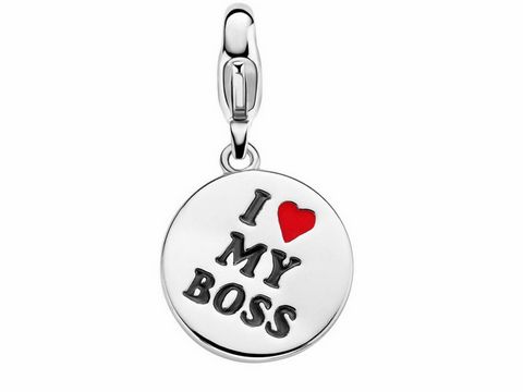 Ti Sento Silber Charm 8320RE mit der Aufschrift I love My Boss und einem roten Herz, ideal für persönliche Schmuckstücke und Geschenke.