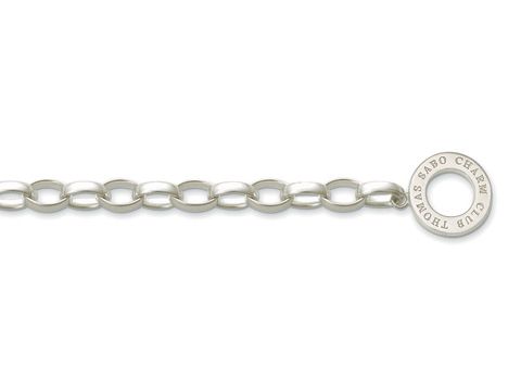Charms Carrier Armband von Thomas Sabo in Silber mit einer Länge von 19 cm, schlichtes Design mit einem runden Anhänger, ideal für individuelle Charms.