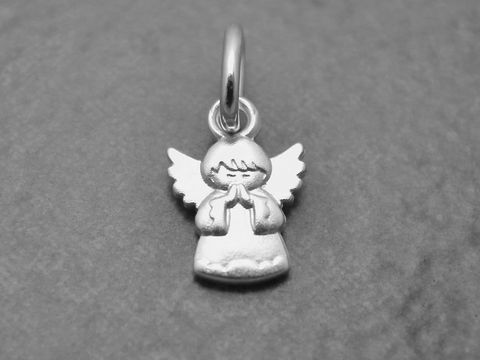 Mini Engel aus Sterling Silber, betend, mit Flügeln, 8,5 mm groß, ideal als religiöser Anhänger. Hersteller Juwelier Harnisch.