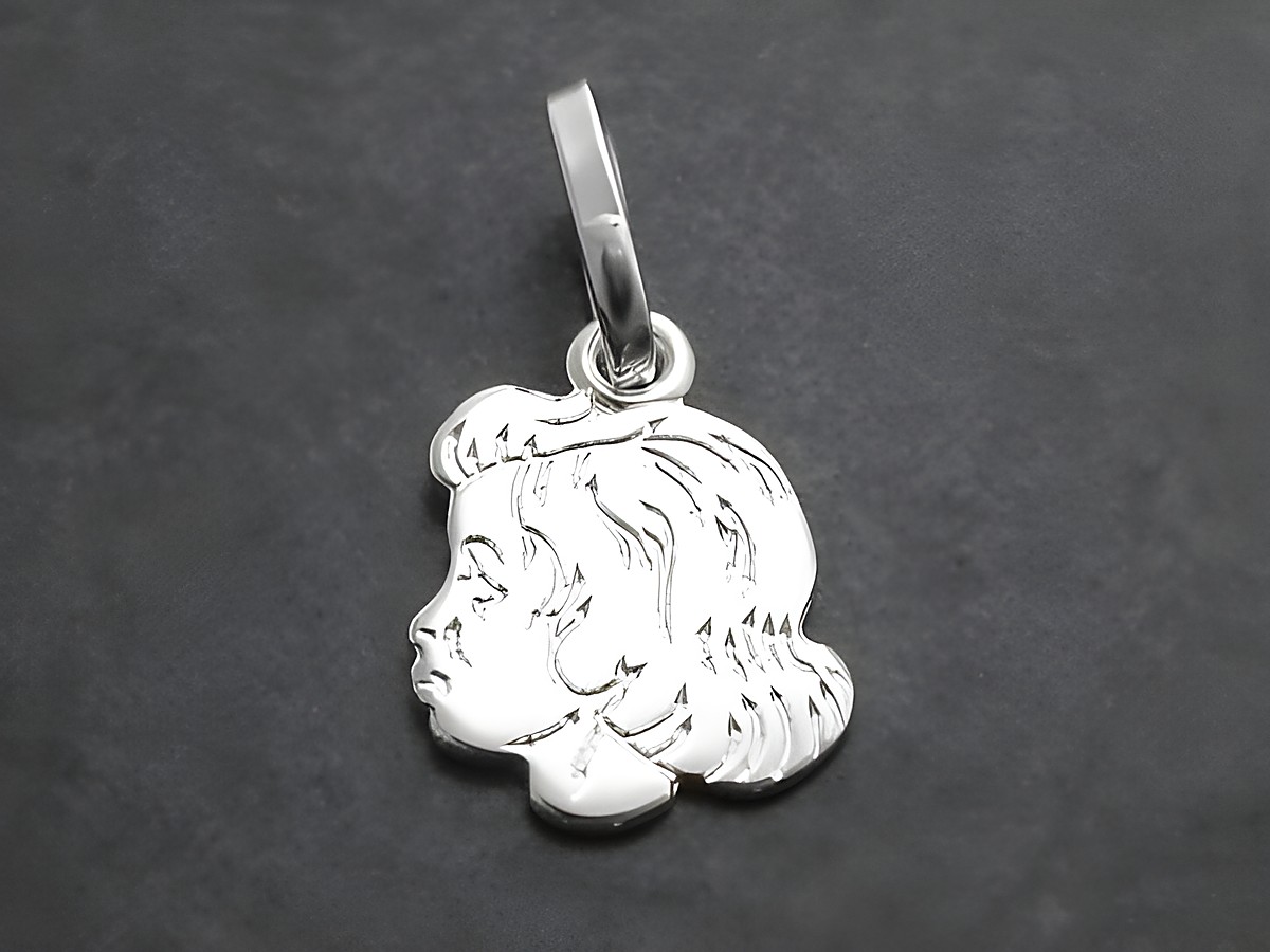 Mädchenkopf Anhänger aus 925 Sterling Silber, ideal als Geschenkidee für Kinder, hergestellt von Juwelier Harnisch. Schmuckstück mit feinem Design und hoher Qualität.