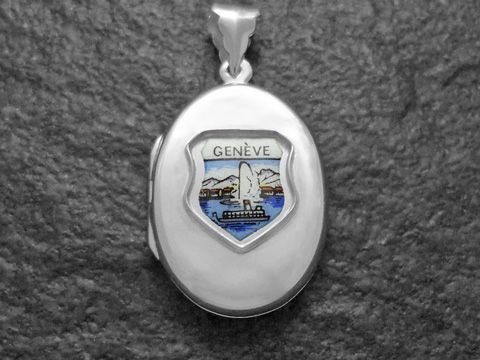 Silbermedaillon mit dem Motiv des Jet d'Eau in Genf, umgeben von den Alpen und dem Genfersee, Hersteller Juwelier Harnisch, ideal als Sammlerstück für Europa Medaillons.
