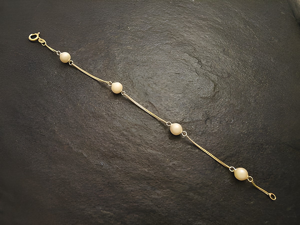 Perlenarmband 19 cm Panzer mit 4 Zuchtperlen in Gold 585 vom Hersteller Juwelier Harnisch, elegant und zeitlos, ideal für besondere Anlässe oder den Alltag.
