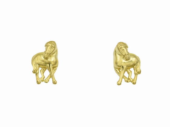 Ohrringe Ohrstecker in Form von Pferden aus Sterling Silber, gelbgold vergoldet, geeignet für Kinder, Hersteller Juwelier Harnisch, zeitloses Design für junge Pferdefans.