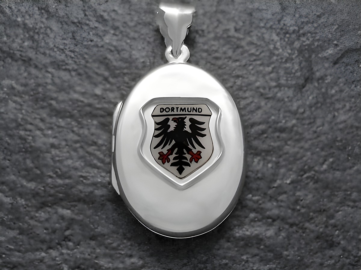 Silbernes Medaillon mit dem Wappen von Dortmund, das ein schwarzes Wappenschild mit rot verzierten Elementen zeigt, hergestellt von Juwelier Harnisch aus Nordrhein-Westfalen.