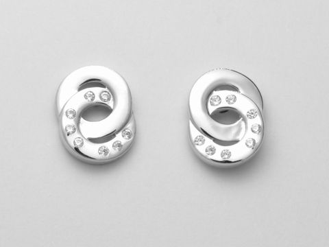 Silber Ohrringe in verschlungenem Design aus Sterling Silber mit Zirkonia Steinen. Hersteller Juwelier Harnisch. Elegante Stecker für jeden Anlass.