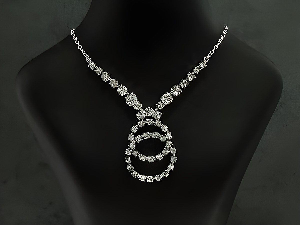 Strass Collier Kette pompös weiß 38-45 cm mit funkelnden Strasssteinen, hergestellt von Juwelier Harnisch aus Sterling Silber in silberfarbener Optik, ideal für besondere Anlässe.