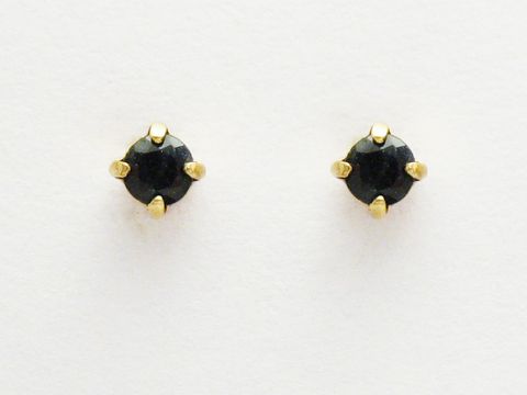 Gold Ohrstecker zeitlos Saphir Ohrringe Hersteller Juwelier Harnisch Saphir klassische Eleganz in hochwertiger Verarbeitung ideal für jeden Anlass.