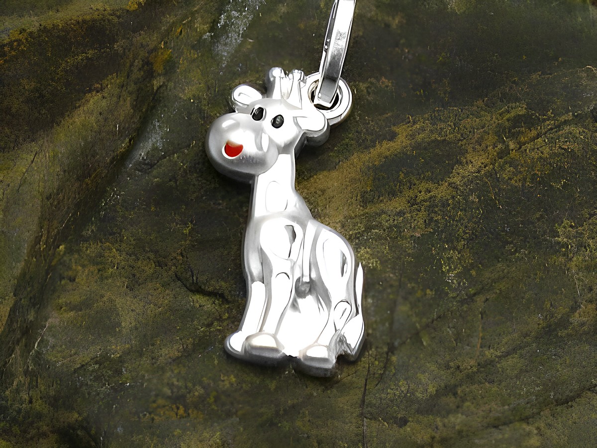 Anhänger Giraffe aus 925 Sterling Silber, niedliches Design für Kinder, gefertigt von Juwelier Harnisch, ideal als Geschenk oder Zubehör für Kinder.