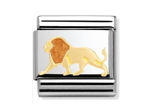 Löwe aus emailliertem Metall in Gold und Orange, auf einer silbernen Basis. Teil der Nomination Classic Tiere Afrika Kollektion, Modellnummer 030248 15.