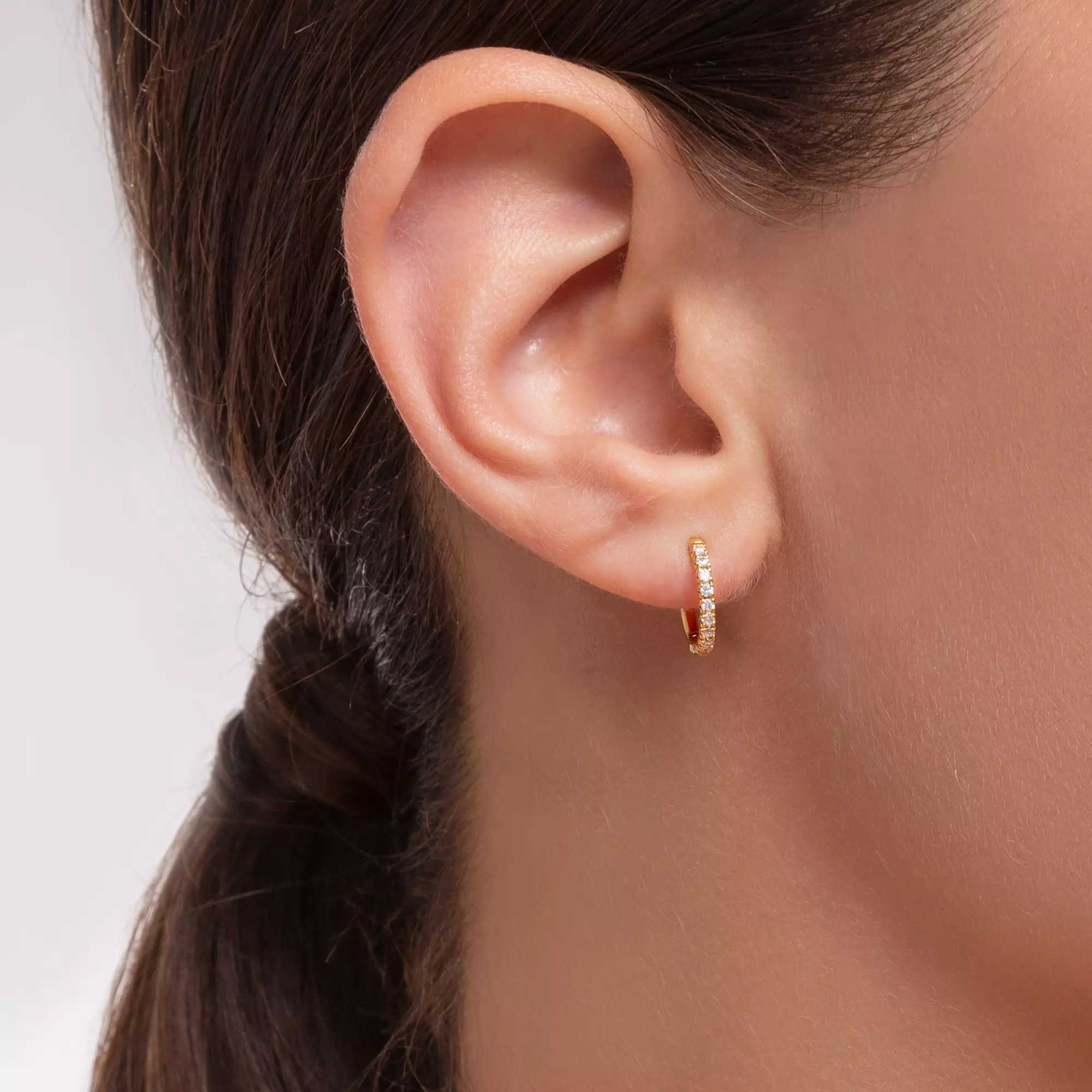 Thomas Sabo Einzel Creole weiße Steine gold – Silber – Zirkonia – 11 mm hoch – Ansicht 3