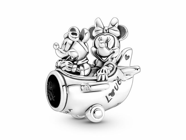 Charm von Pandora mit Micky Maus und Minnie Maus in einem Flugzeug aus Silber, detailreich gestaltet und fröhlich, ideal für Disney-Fans und Charms-Liebhaber.