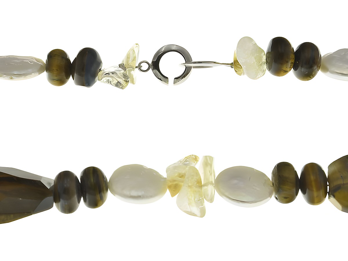 Steinkette 50 cm in Braun, gefertigt aus Tigerauge, Citrin und Süßwasser Zuchtperlen, mit einem sicheren Karabinerverschluss von Juwelier Harnisch, ideal für einen eleganten Look.