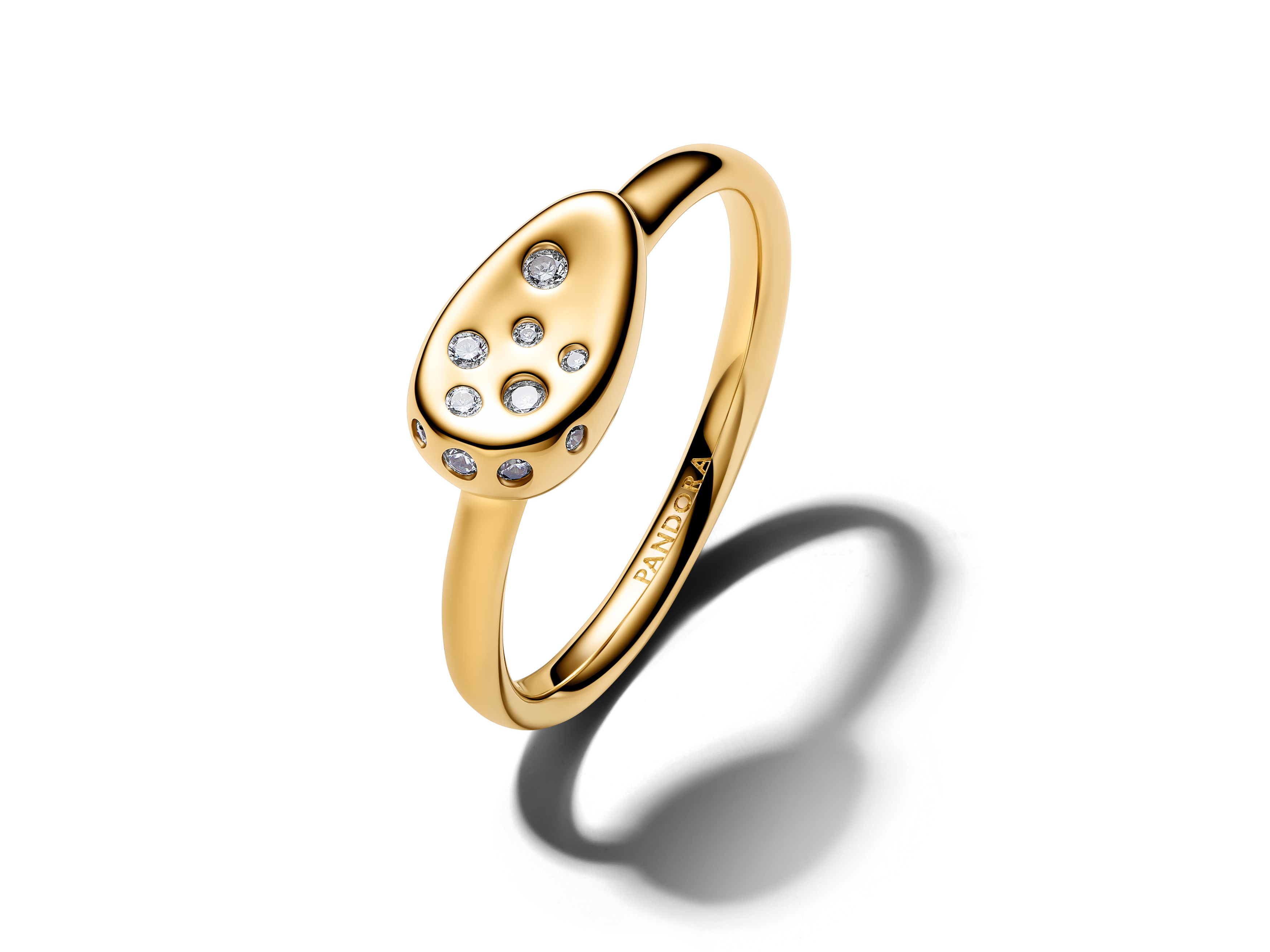 Pandora 164672C01-60 - Mittelgroßer ovaler Siegelring mit Steinen Zirkonia Gr. 60 - Gelbgold Vergoldung