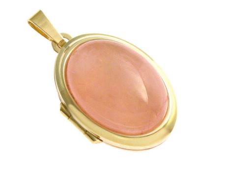 Rosenquarz Cabochon in ovaler Form in einem goldenen 333 Medaillon des Herstellers Juwelier Harnisch, elegantes Design, ideal als Schmuckstück für jede Gelegenheit.