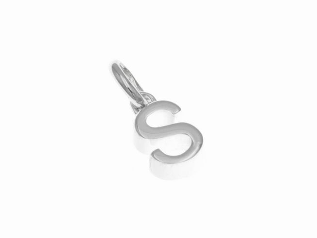 Anhänger aus Sterling Silber mit dem Buchstaben S, poliert, Hersteller Juwelier Harnisch. Ideal als persönliches Schmuckstück oder Geschenk.