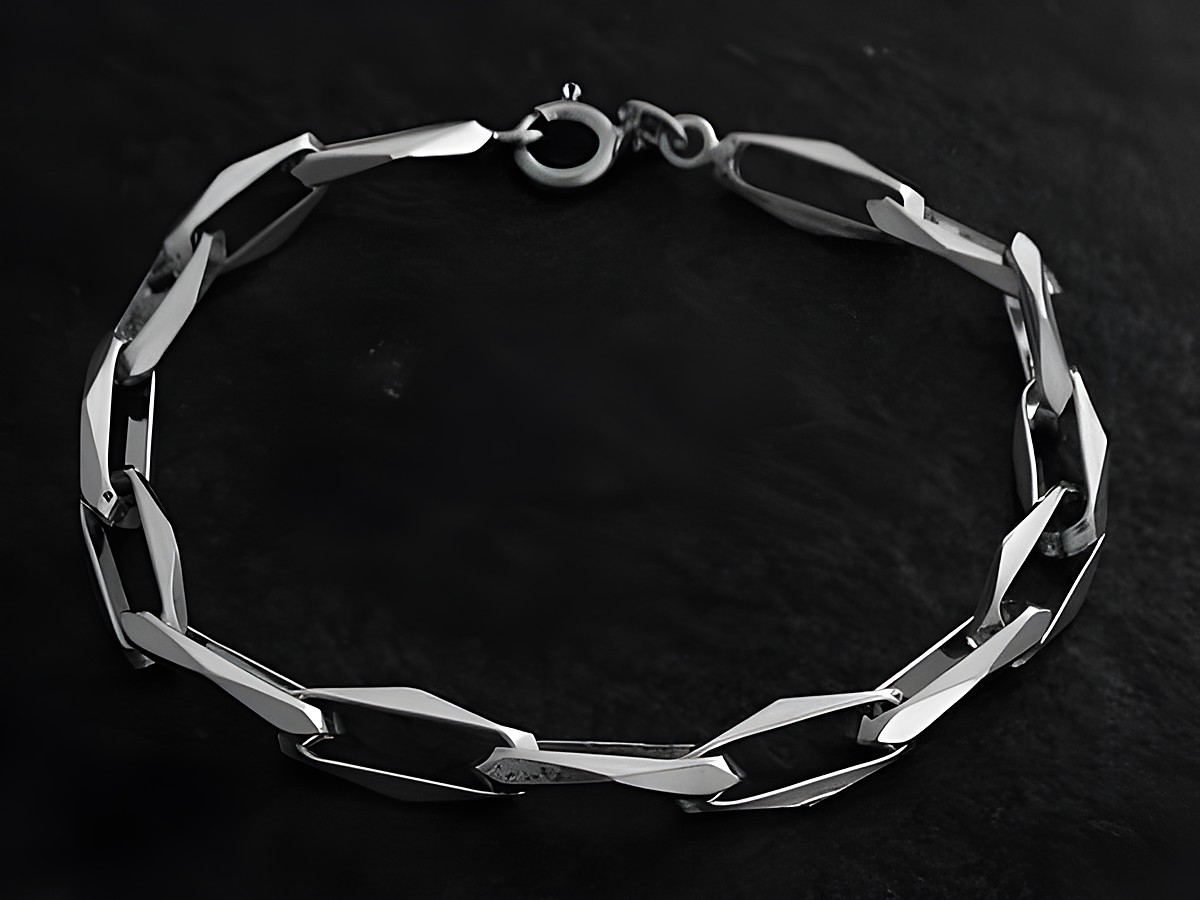 Silberarmband modern 20 cm Anker, Hersteller Juwelier Harnisch, ohne Stein, besteht aus flachen, verlinkten Elementen, in glänzender Oberfläche, ideal als modisches Accessoire.