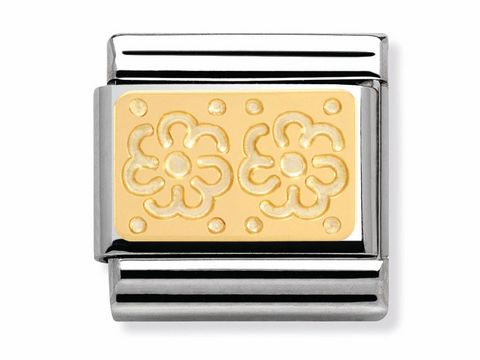 Nomination Classic Gold 2 Blumen 030158 08, Hersteller Nomination, zeigt ein elegantes charm aus vergoldetem Metall mit zwei floral gestalteten Motiven auf einer glänzenden Oberfläche.