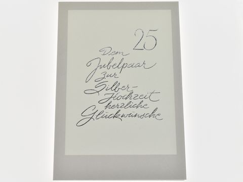 Hochzeitskarte aus Strukturpapier mit silberner Schrift, feierliche Glückwünsche zum 25-jährigen Jubiläum für das Paar, vom Hersteller Juwelier Harnisch, Hochzeitskarten.