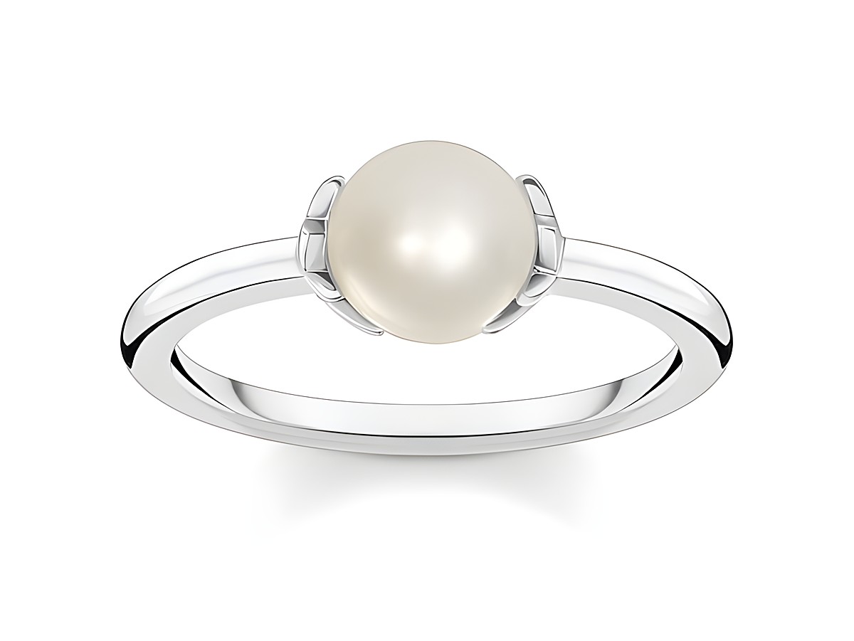 Eleganter Thomas Sabo Ring in Größe 50 mit einer weißen Perle, gefertigt aus hochwertigem Silber, ideal für stilvolle Akzente und besondere Anlässe.