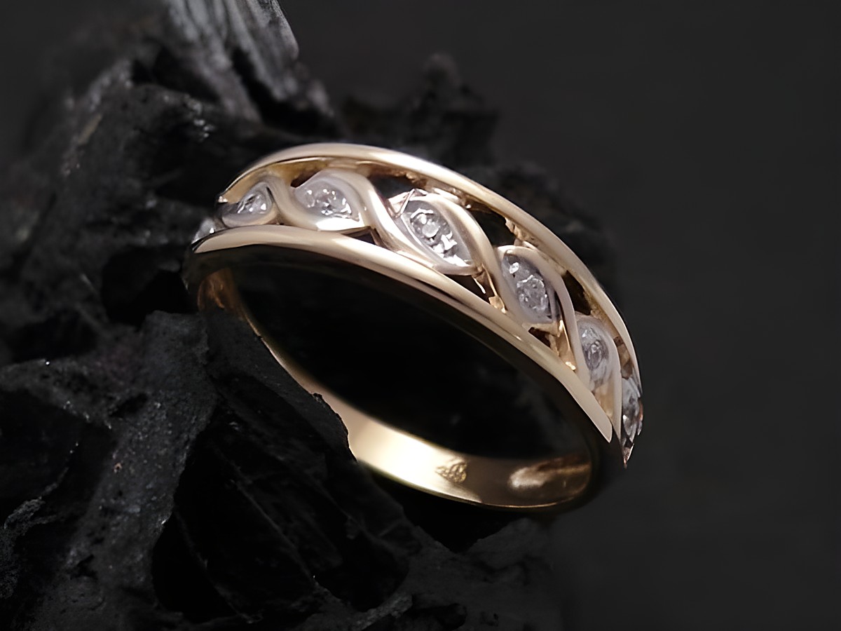 Gold Ring traumhaft Gold 585 bicolor Zirkonia Goldring Gr. 58 Hersteller Juwelier Harnisch bis Gr. 58/18,5 auf schwarzem Untergrund, mit glitzernden Zirkonia-Steinen.