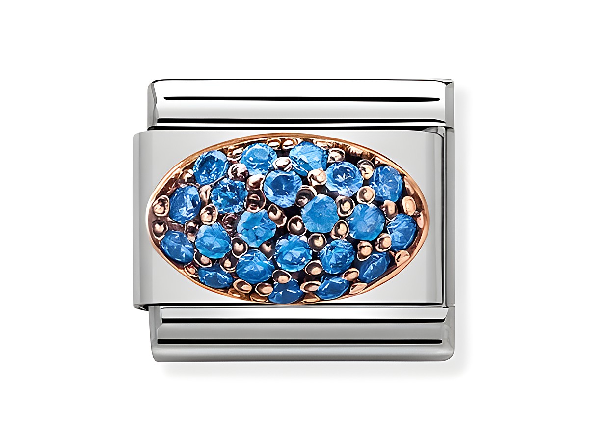 Nomination 430314 03 Composable Classic Kuppel hellblau mit funkelnden blauen Steinen auf einem silbernen Hintergrund. Elegantes Design für Schmuckliebhaber.