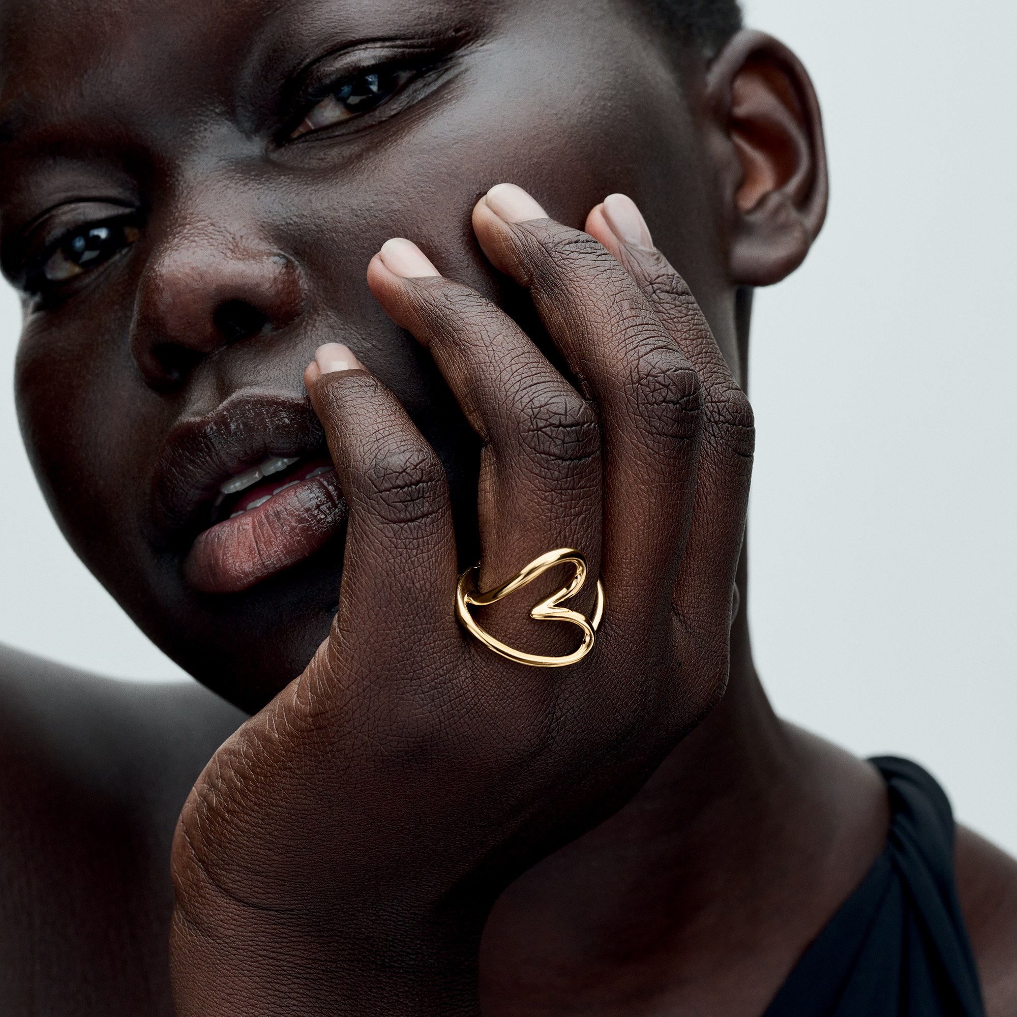 Pandora ESSENCE organisch Geformtes Herz - Ring - Gelbgold verg. – Ansicht 5