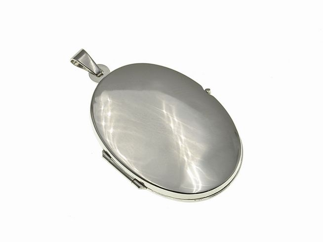Weißgold Medaillon oval schlicht elegant aus Weißgold 333, hergestellt von Juwelier Harnisch, ideal zum Aufbewahren von Erinnerungen.
