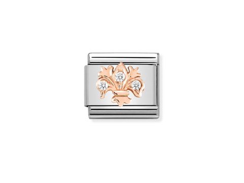 NOMINATION Classic Roségold 430305 14 mit einer weißen Lilie und drei funkelnden Steinen, elegant gestaltet für ein hochwertiges Armband. Ideal für stilvolle Akzente im Schmuck.