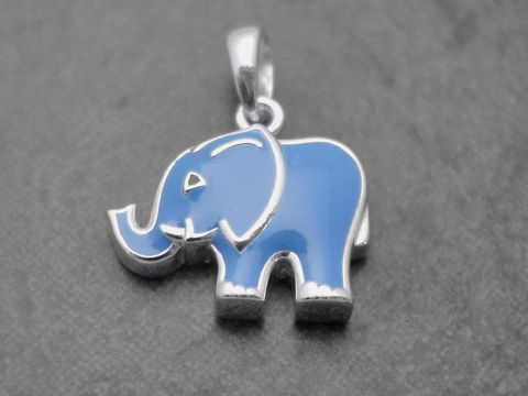 Elefant Anhänger aus Sterling Silber in niedlichem Design, lackiert in hellblau und schwarz, passend für Kinder, Hersteller Juwelier Harnisch.