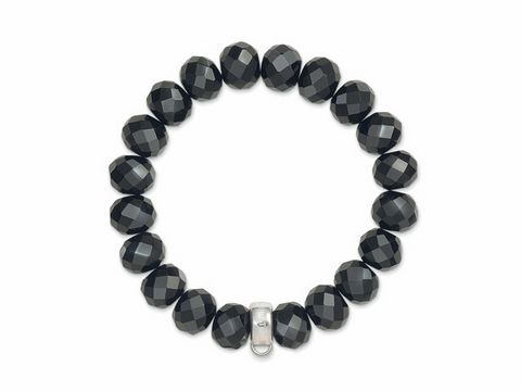 Elegantes Thomas Sabo Charms Carrier Armband aus Silber mit schwarz gefärbtem Obsidian, facettierten Perlen und einem sicheren Verschluss, geeignet für Handgelenke bis 18 cm.