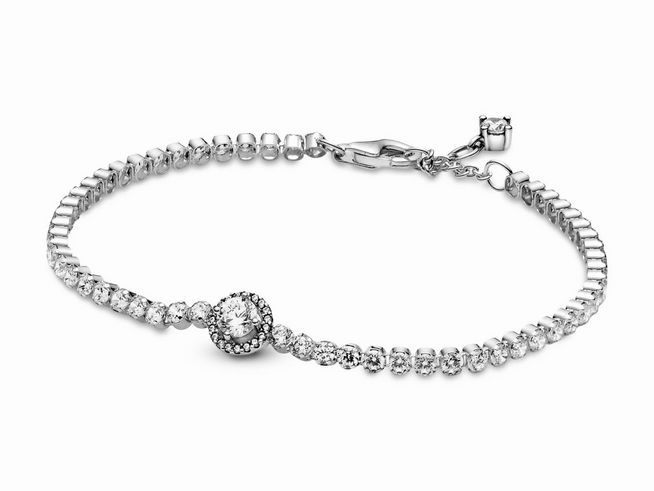 Funkelndes Pandora Armband aus Silber mit Zirkonia, charmante Mitte und funkelnden Steinchen, Länge 16 cm, elegant und zeitlos, perfektes Accessoire für jeden Anlass.