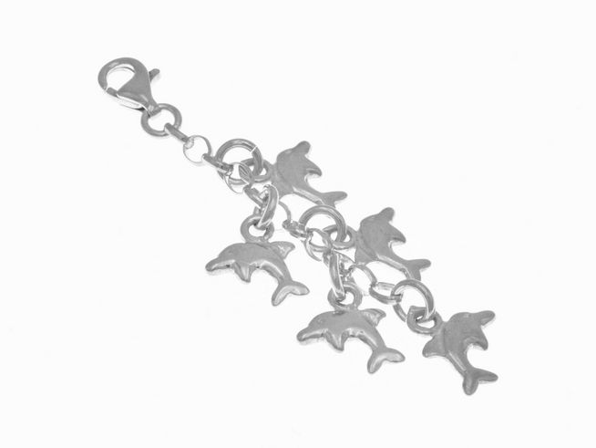Charmanhänger aus poliertem Sterling Silber mit mehreren Delfinen, gefertigt vom Juwelier Harnisch, ideal für personalisierte Schmuckstücke.