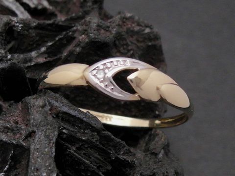 Gold Ring ausdrucksstark, Gold 333 bicolor mit Diamant, eleganter Goldring in Gr. 60, Hersteller Juwelier Harnisch, bis Gr. 60/19.