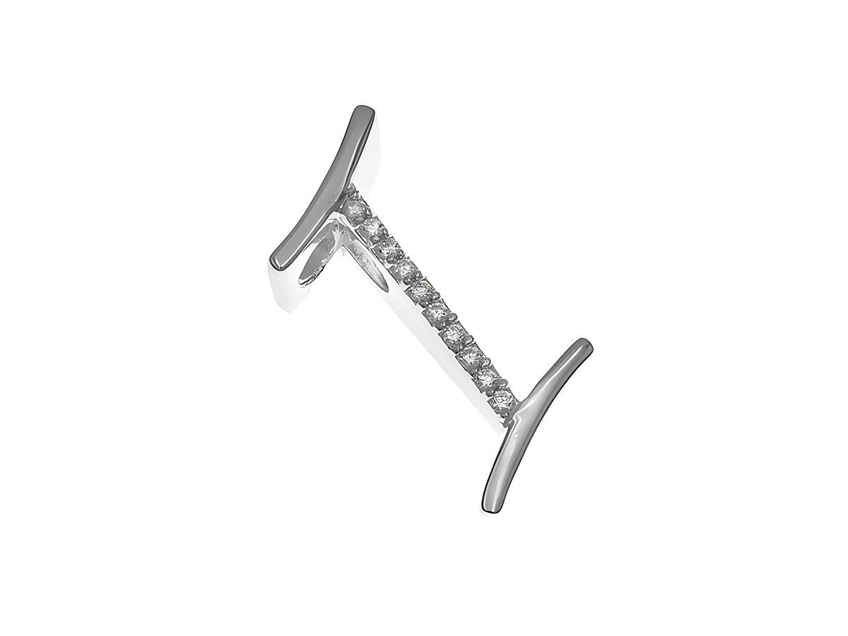 Anhänger aus poliertem Sterling Silber in Form des Buchstabens I, verziert mit Zirkonia, Hersteller Juwelier Harnisch. Elegant und modern gestaltet.