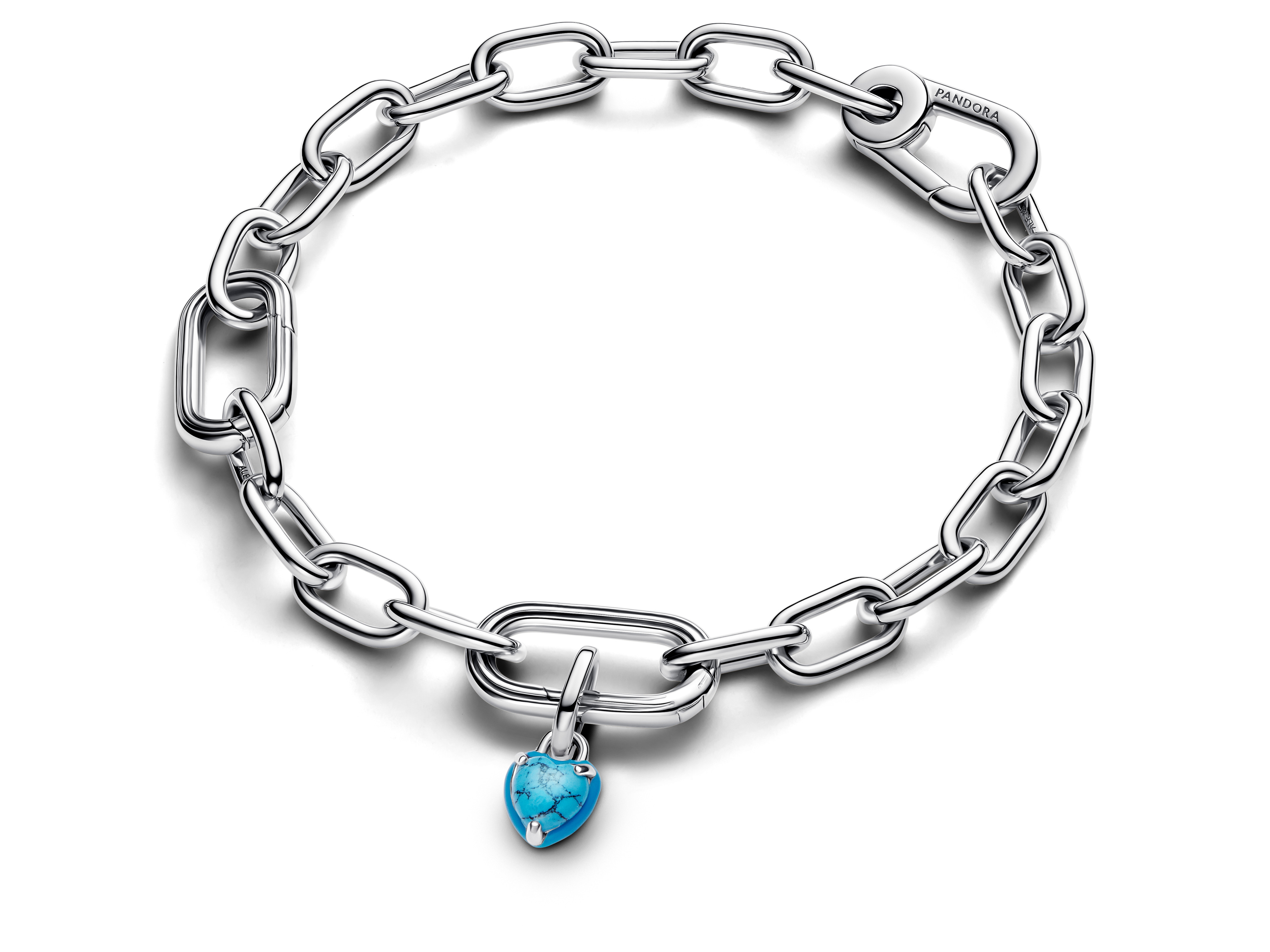 Türkisfarbener Herz Mini Charm zum Anhängen aus Sterling Silber mit Kette und Karabinerverschluss, Hersteller Pandora, Neuheiten, elegantes Schmuckstück für individuelle Akzente.