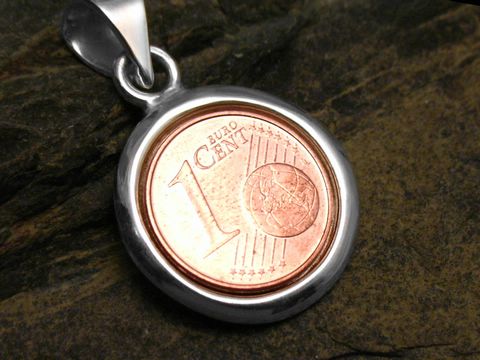 Glücksbringer - Sterling Silber Anhänger mit einer 1 Cent Münze, gefertigt vom Juwelier Harnisch, symbolisiert Glück und Wohlstand in einem eleganten Design.
