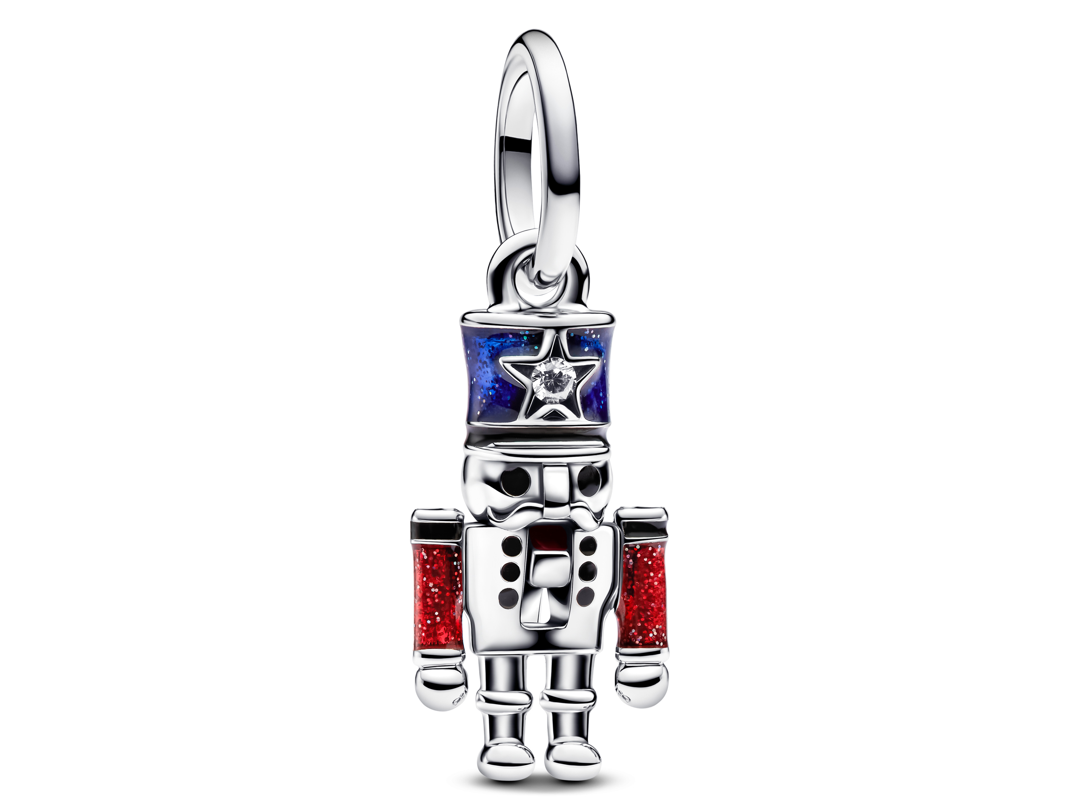 Ein beweglicher Nussknacker-Anhänger aus Silber mit klarem Zirkonia und farbigen Details in Blau und Rot, ideal für die Schmuckkollektion von Pandora Me & Moments.