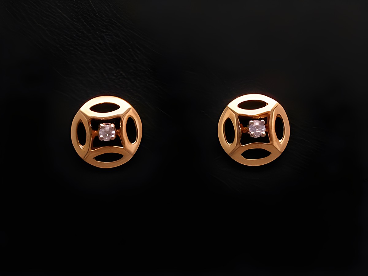 Ohrringe aus Gold 585 mit einem Design in runder Form, verziert mit Diamanten von 0,03 ct W/P, Hersteller Juwelier Harnisch, Brillant und Diamant.