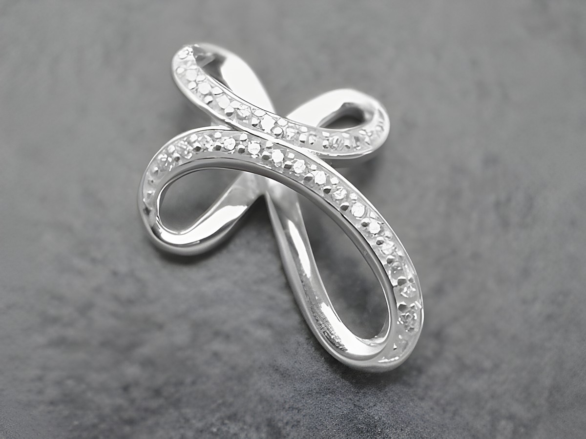 Anhänger aus Sterling Silber in weiß verschlungenem Design, verziert mit Zirkonia, Hersteller: Juwelier Harnisch, mit Stein.