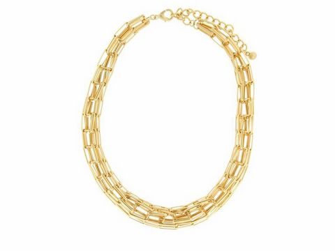 Collier Emma von Sweet Deluxe aus Metall in Gold. Elegantes Design mit glänzenden, ineinander verschlungenen Gliedern für einen stilvollen Look. Ideal für besondere Anlässe oder den Alltag.