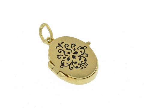 Silber Medaillon oval floral vergoldet mattiert Lack, Hersteller Juwelier Harnisch, vergoldet in Gelbgold, mit filigranem Blumendesign auf der Oberfläche.