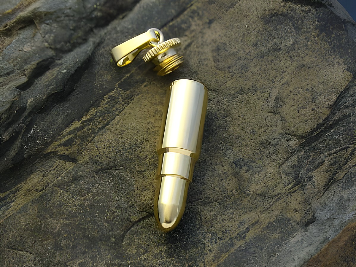 Silber Anhänger Gold auf Silber Patrone echt Silber, Hersteller Juwelier Harnisch, vergoldet Gelbgold, stilvoll und einzigartig, ideal für Anhänger oder dekorative Zwecke. – Ansicht 2