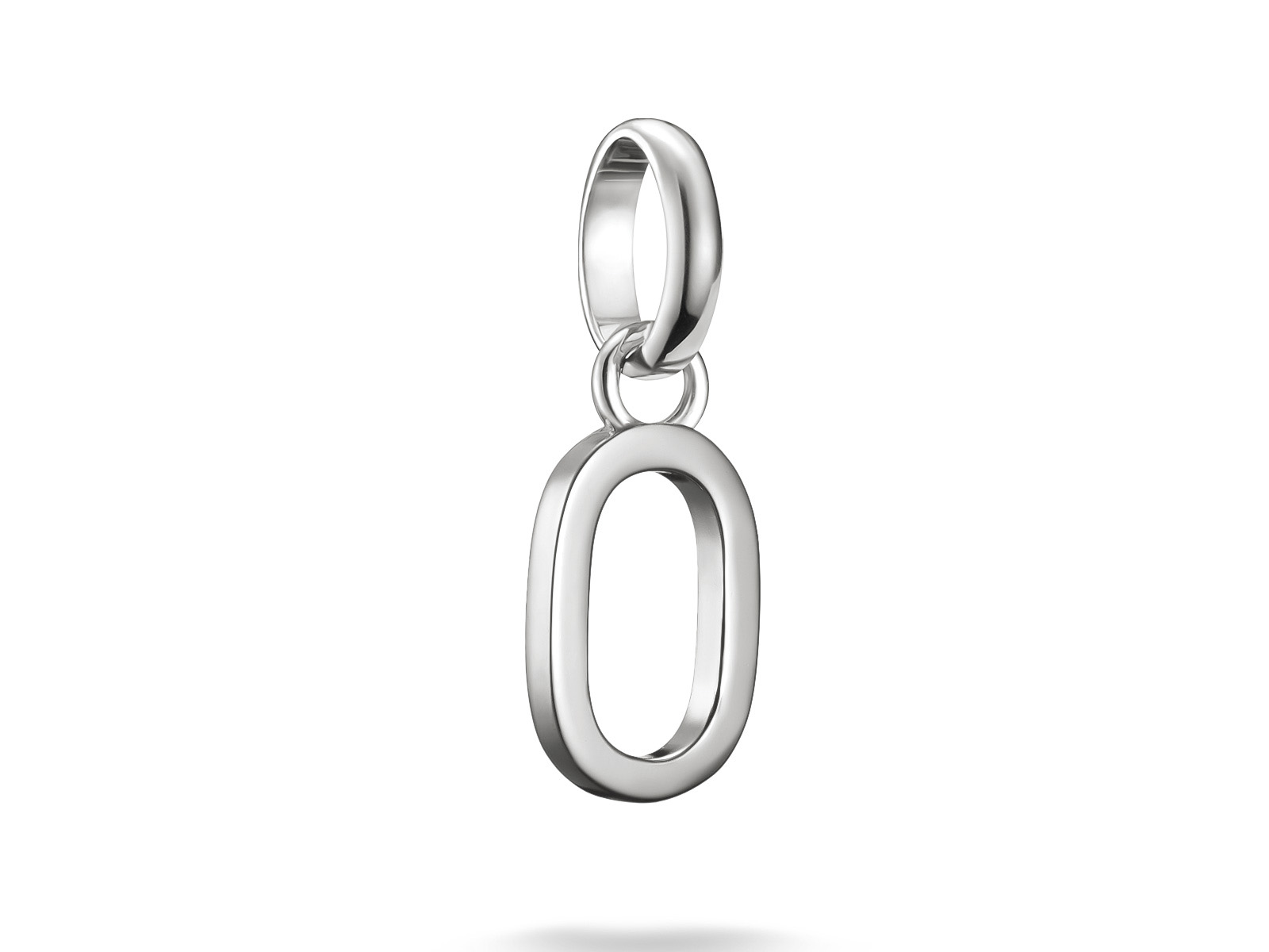 Silberner Charm in Form des Buchstabens O mit Öse, aus der Kollektion Charm Club CONNECT von Thomas Sabo, elegant und modern gestaltet, ideal für personalisierte Schmuckstücke.