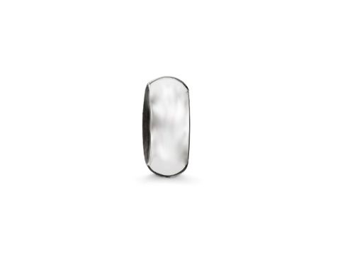 Thomas Sabo Karma Beads Stopper aus Silber und Silikon, in eleganter ovaler Form, ideal zum sicheren Befestigen von Beads auf Armbändern. Hochwertige Verarbeitung und stilvolles Design.