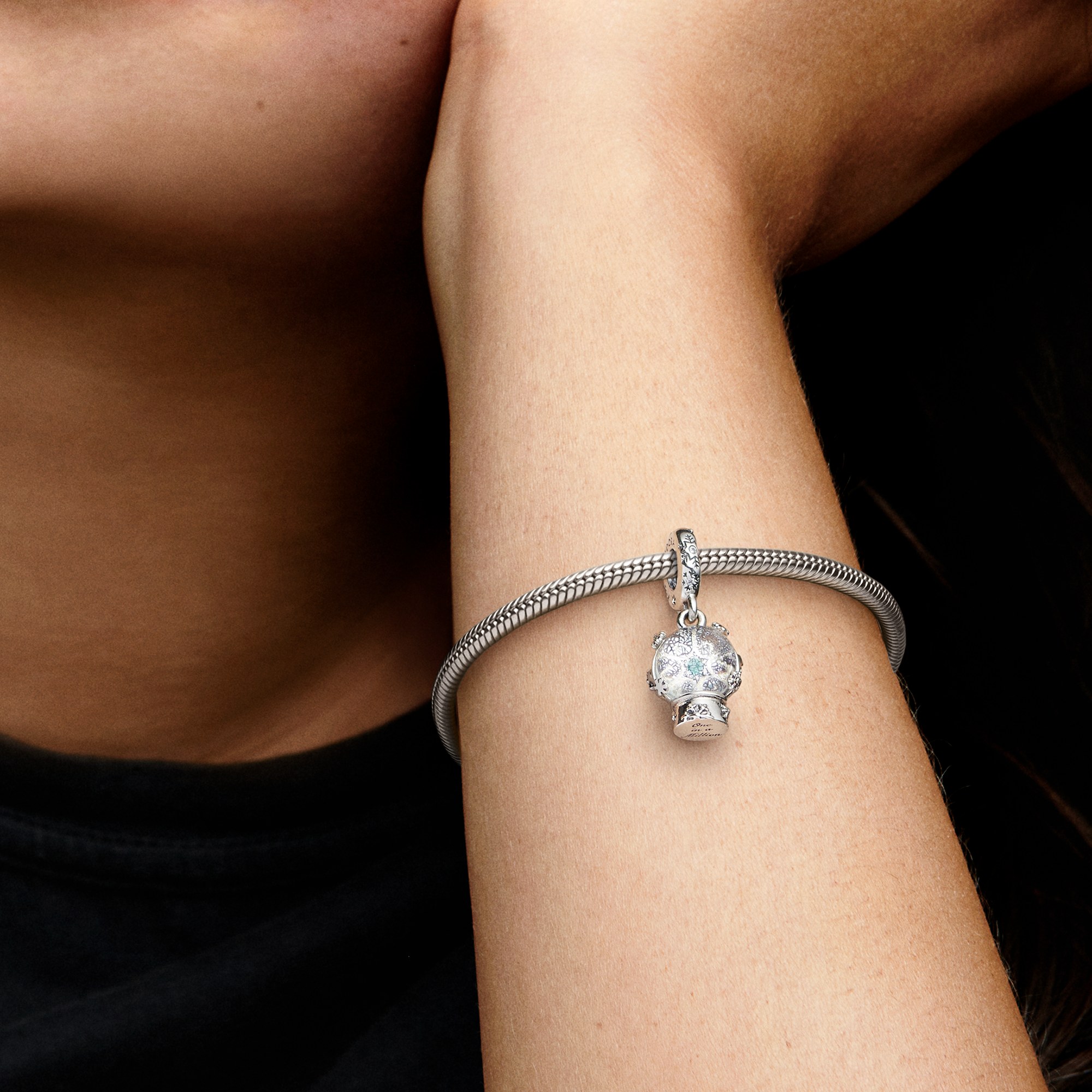Pandora charm - Schneeflocken Schneekugel - Silber – Ansicht 5